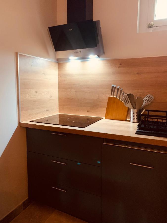 Le Mas Des Glycines Salon-de-Provence Ngoại thất bức ảnh